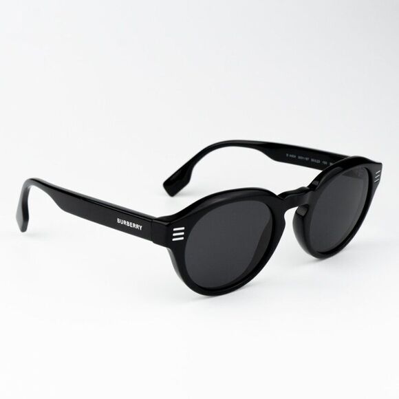 NEW Burberry BE4404 300187 Black Grey Oval Unisex Sunglasses BE4404